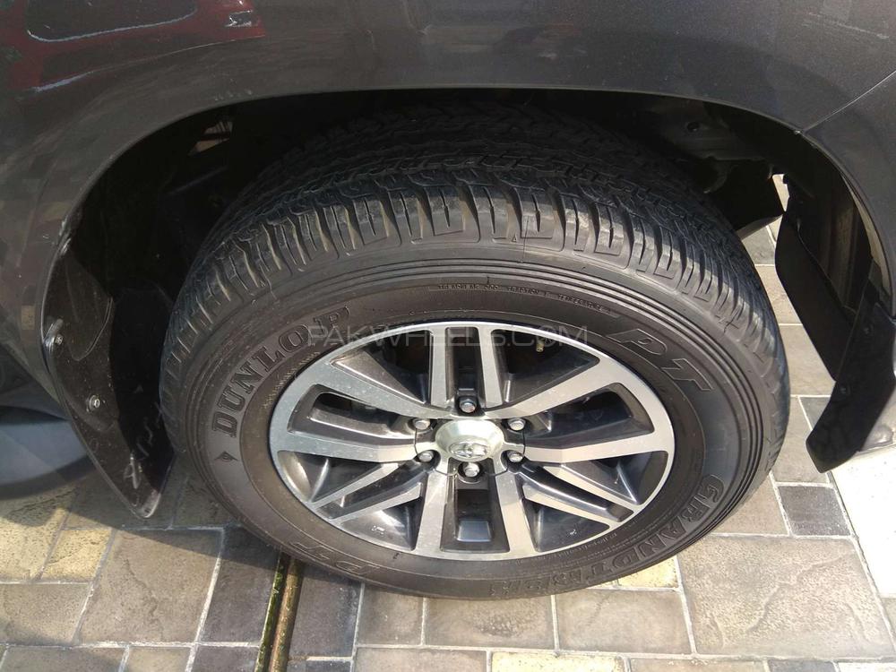 Toyota Hilux 2018 for Sale in Lahore Toyota Hilux 2018 for Sale in Lahore Image-4