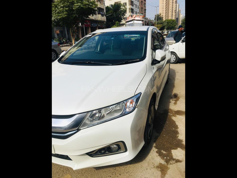 Honda Grace Hybrid 2015 for Sale in Karachi Honda Grace Hybrid 2015 for Sale in Karachi Image-2