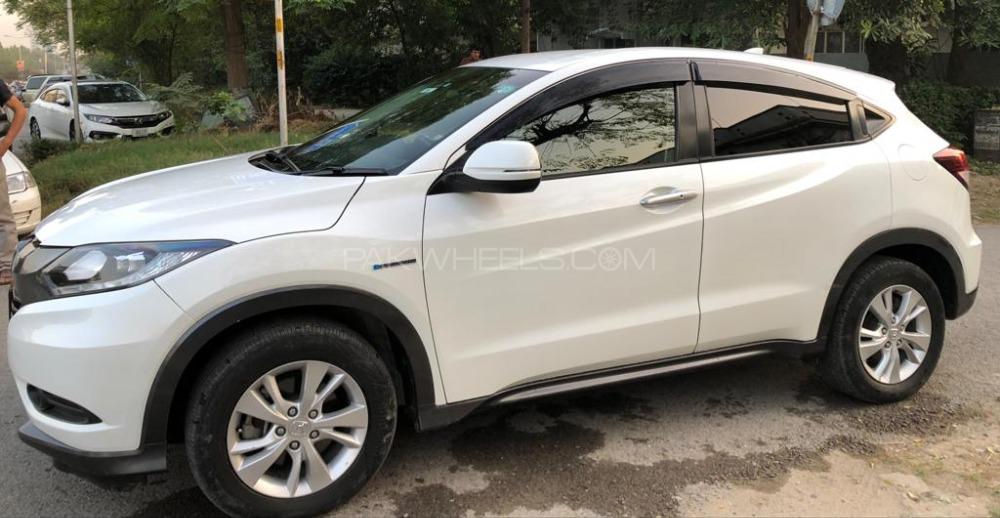 Honda Vezel 2014 for Sale in Islamabad Honda Vezel 2014 for Sale in Islamabad Image-8