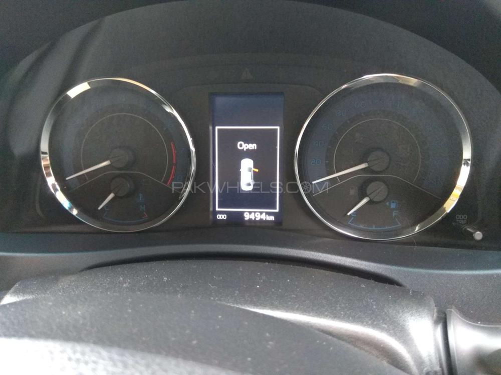 Toyota Corolla 2018 for Sale in Lahore Toyota Corolla 2018 for Sale in Lahore Image-12