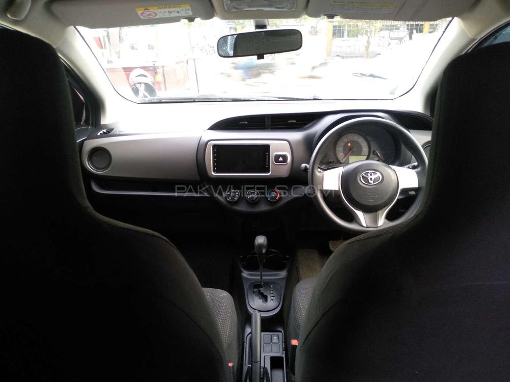 Toyota Vitz 2014 for Sale in Karachi Toyota Vitz 2014 for Sale in Karachi Image-21