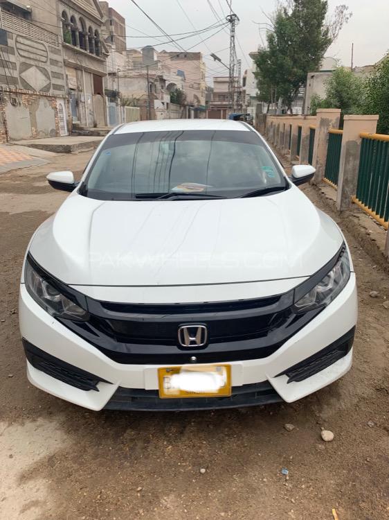Honda Civic 2017 for Sale in Hyderabad Honda Civic 2017 for Sale in Hyderabad Image-5