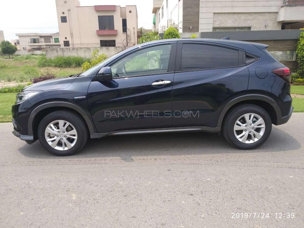 Honda Vezel 2018 for Sale in Islamabad Honda Vezel 2018 for Sale in Islamabad Image-3