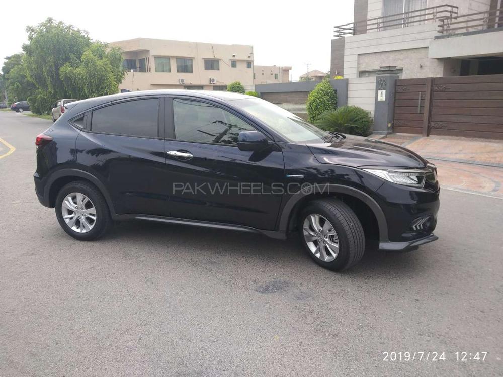Honda Vezel 2018 for Sale in Islamabad Honda Vezel 2018 for Sale in Islamabad Image-16