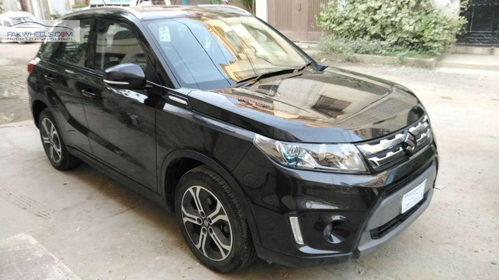 Suzuki Vitara 2018 for Sale in Karachi Suzuki Vitara 2018 for Sale in Karachi Image-3