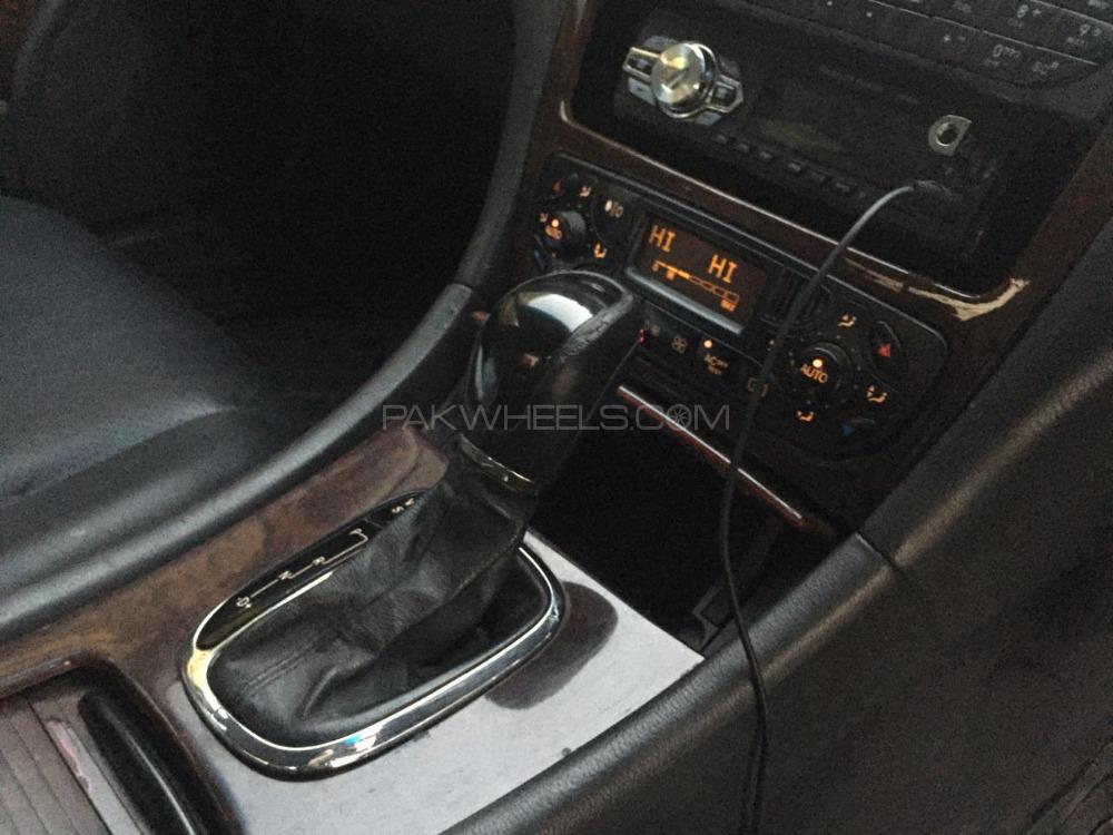 Mercedes Benz C Class 2005 for Sale in Gujranwala Mercedes Benz C Class 2005 for Sale in Gujranwala Image-4