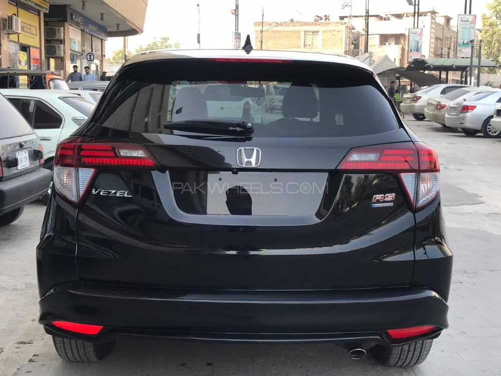 Honda Vezel 2017 for Sale in Islamabad Honda Vezel 2017 for Sale in Islamabad Image-5