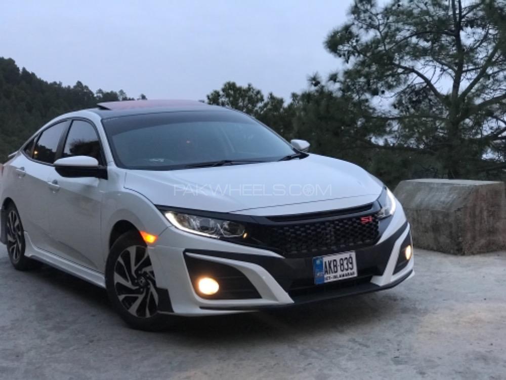 Honda Civic - 2018  Honda Civic - 2018  Image-9
