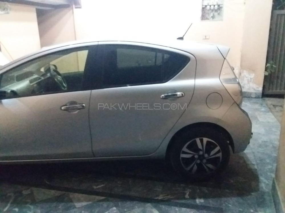 Toyota Aqua 2013 for Sale in Lahore Toyota Aqua 2013 for Sale in Lahore Image-2