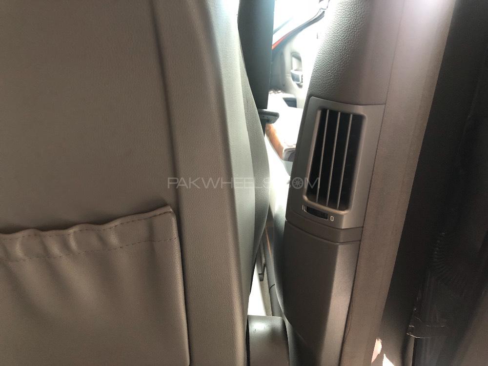 BMW 7 Series 2007 for Sale in Lahore BMW 7 Series 2007 for Sale in Lahore Image-3