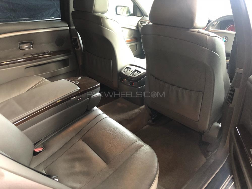 BMW 7 Series 2007 for Sale in Lahore BMW 7 Series 2007 for Sale in Lahore Image-10