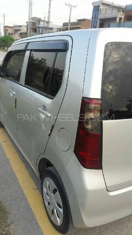 سوزوکی ویگن آر 2015 for Sale in پشاور سوزوکی ویگن آر 2015 for Sale in پشاور Image-5