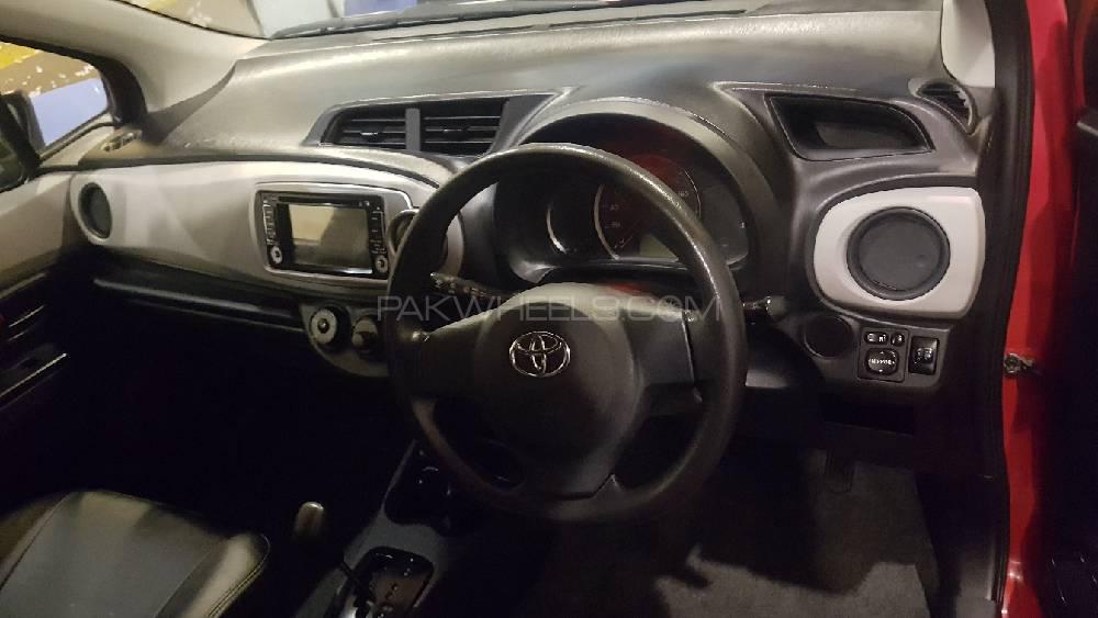 Toyota Vitz 2013 for Sale in Lahore Toyota Vitz 2013 for Sale in Lahore Image-5