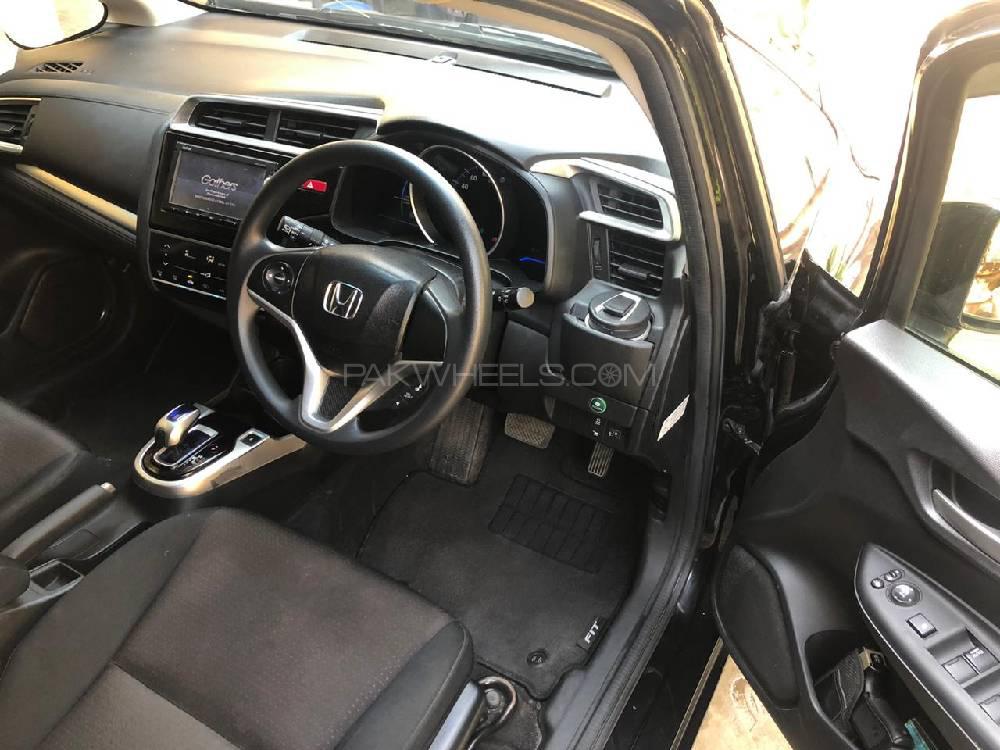 Honda Fit 2014 for Sale in Karachi Honda Fit 2014 for Sale in Karachi Image-7