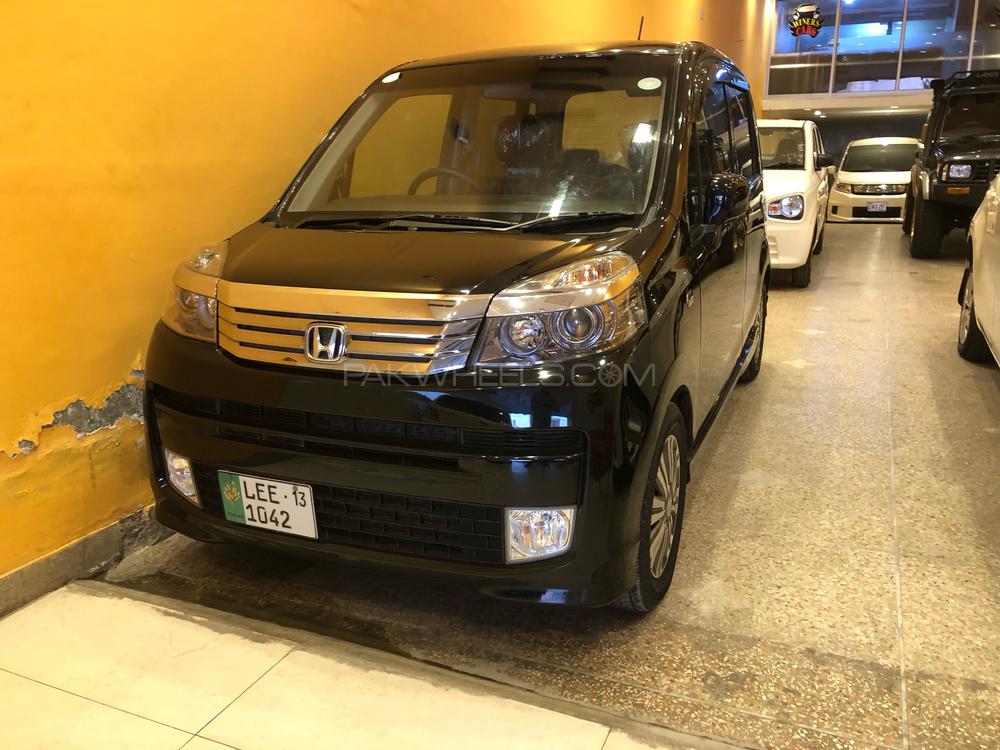 Honda Life 2010 for Sale in Lahore Image-1