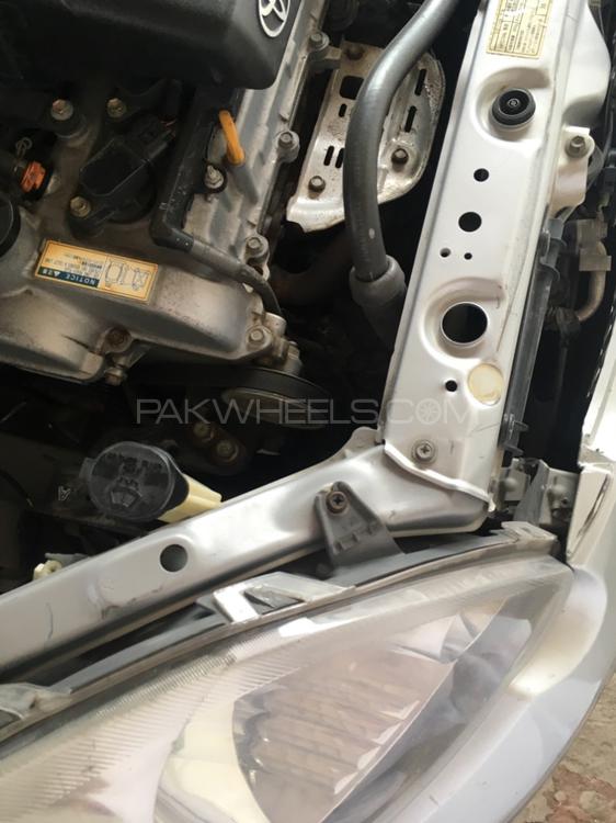 Toyota Vitz 2000 for Sale in Peshawar Toyota Vitz 2000 for Sale in Peshawar Image-12