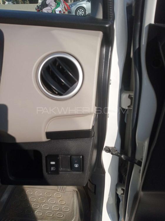 Suzuki Wagon R 2018 for Sale in Gujranwala Suzuki Wagon R 2018 for Sale in Gujranwala Image-9