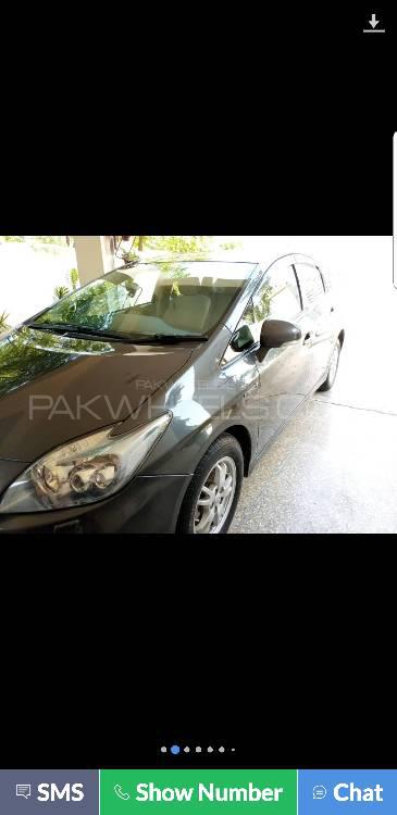 Toyota Prius 2011 for Sale in Mardan Toyota Prius 2011 for Sale in Mardan Image-5