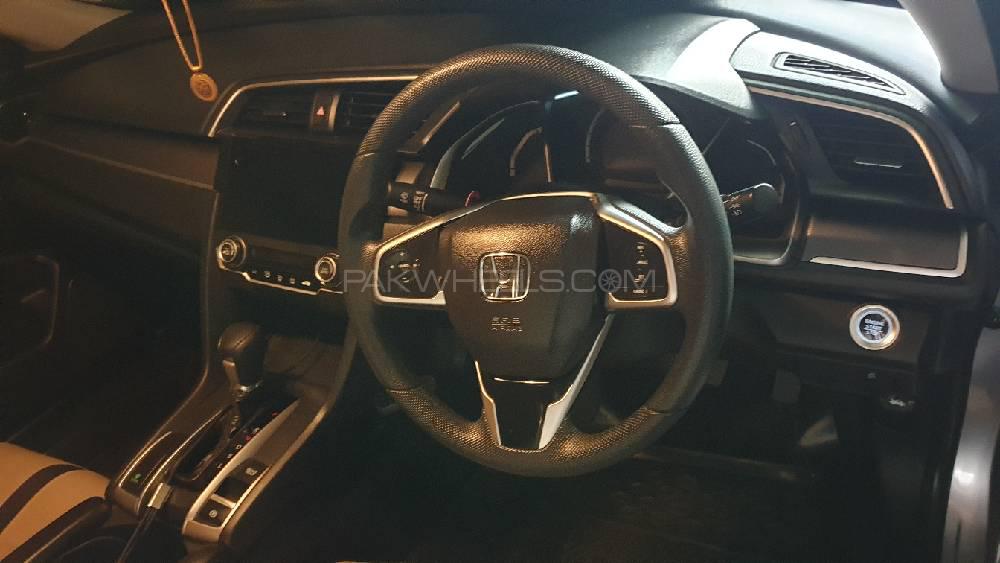 Honda Civic 2019 for Sale in Pir mahal Honda Civic 2019 for Sale in Pir mahal Image-5