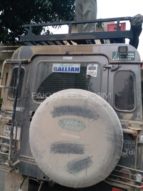 Land Rover Defender - 2006  Land Rover Defender - 2006  Image-4