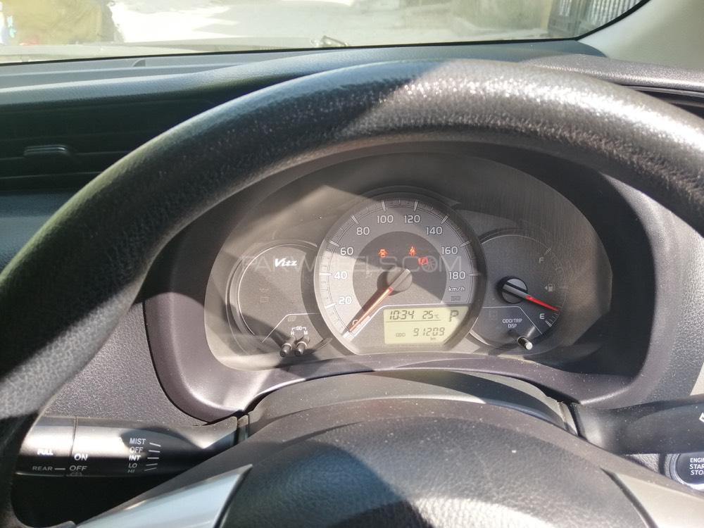 Toyota Vitz 2014 for Sale in Lahore Toyota Vitz 2014 for Sale in Lahore Image-9