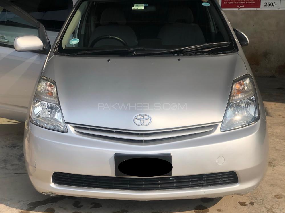 Toyota Prius 2011 for Sale in Peshawar Toyota Prius 2011 for Sale in Peshawar Image-2