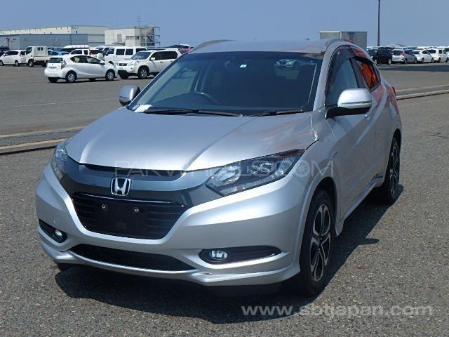 Honda Vezel 2014 for Sale in Karachi Image-1