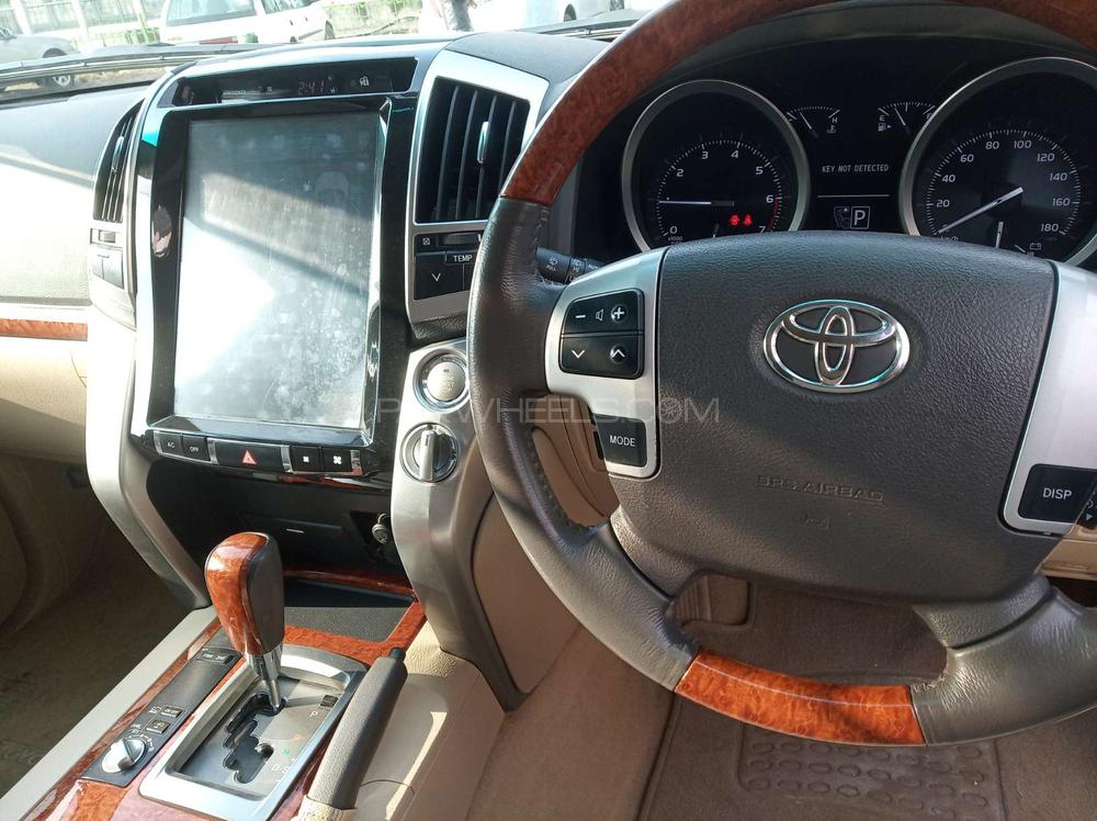 Toyota Land Cruiser 2012 for Sale in Islamabad Toyota Land Cruiser 2012 for Sale in Islamabad Image-13