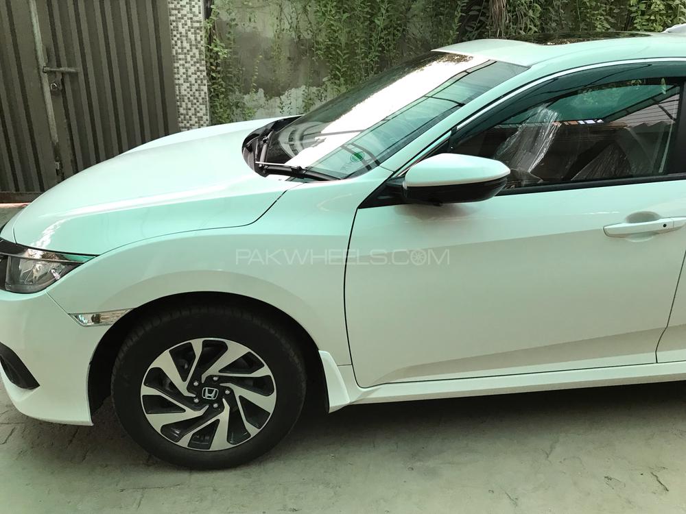 Honda Civic 2018 for Sale in Bahawalpur Honda Civic 2018 for Sale in Bahawalpur Image-4