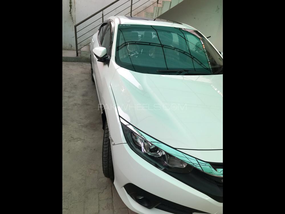 Honda Civic 2018 for Sale in Bahawalpur Honda Civic 2018 for Sale in Bahawalpur Image-16