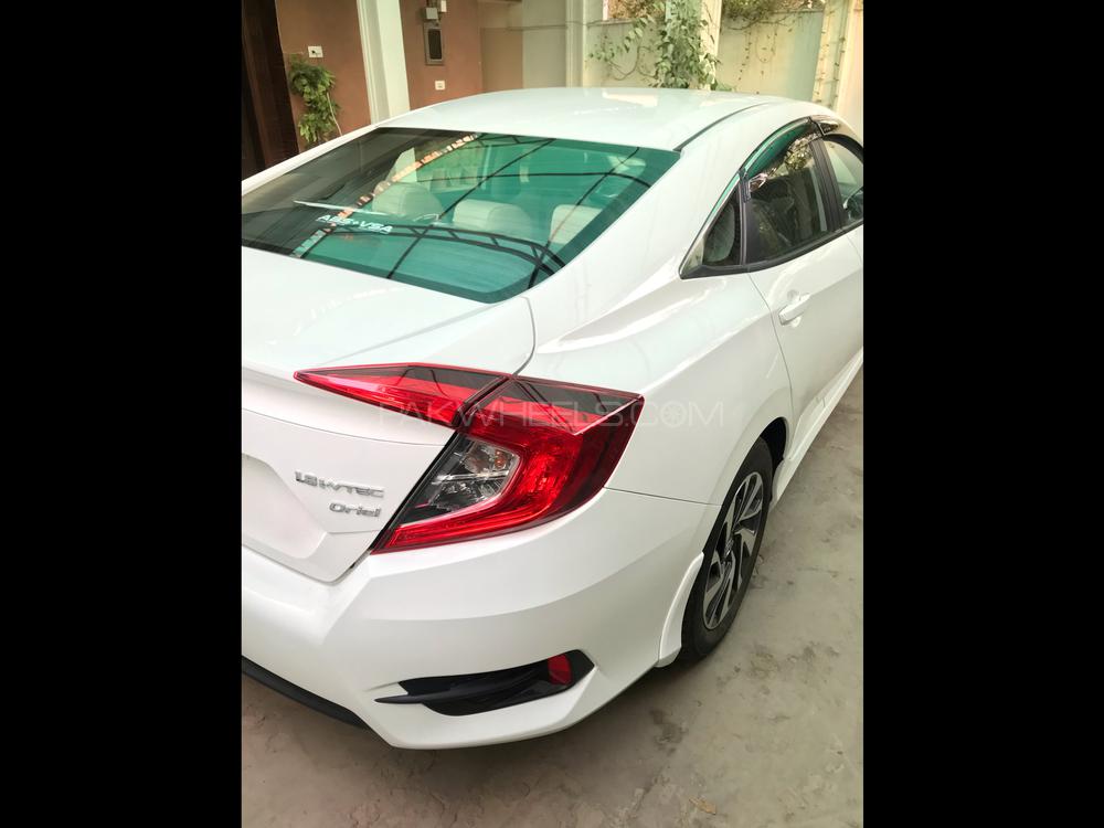 Honda Civic 2018 for Sale in Bahawalpur Honda Civic 2018 for Sale in Bahawalpur Image-17