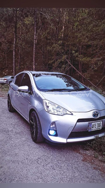 Toyota Aqua - 2014  Toyota Aqua - 2014  Image-3