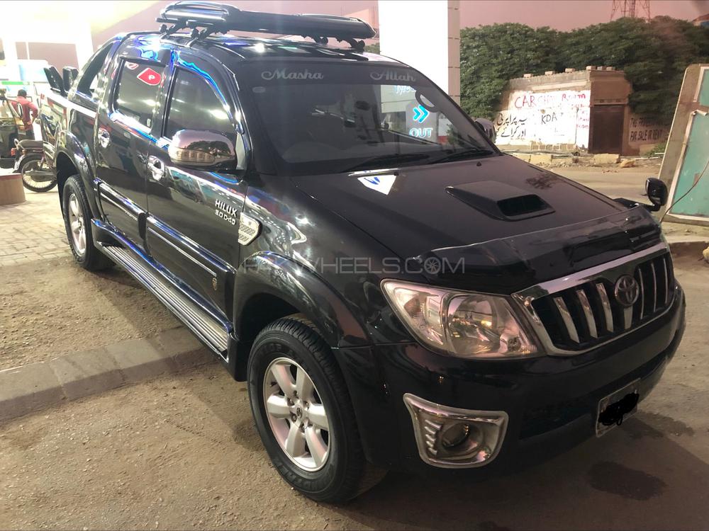 Toyota Hilux 2009 for Sale in Karachi Toyota Hilux 2009 for Sale in Karachi Image-9
