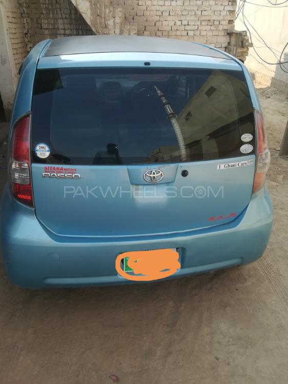 Toyota Passo 2004 for Sale in Multan Toyota Passo 2004 for Sale in Multan Image-2
