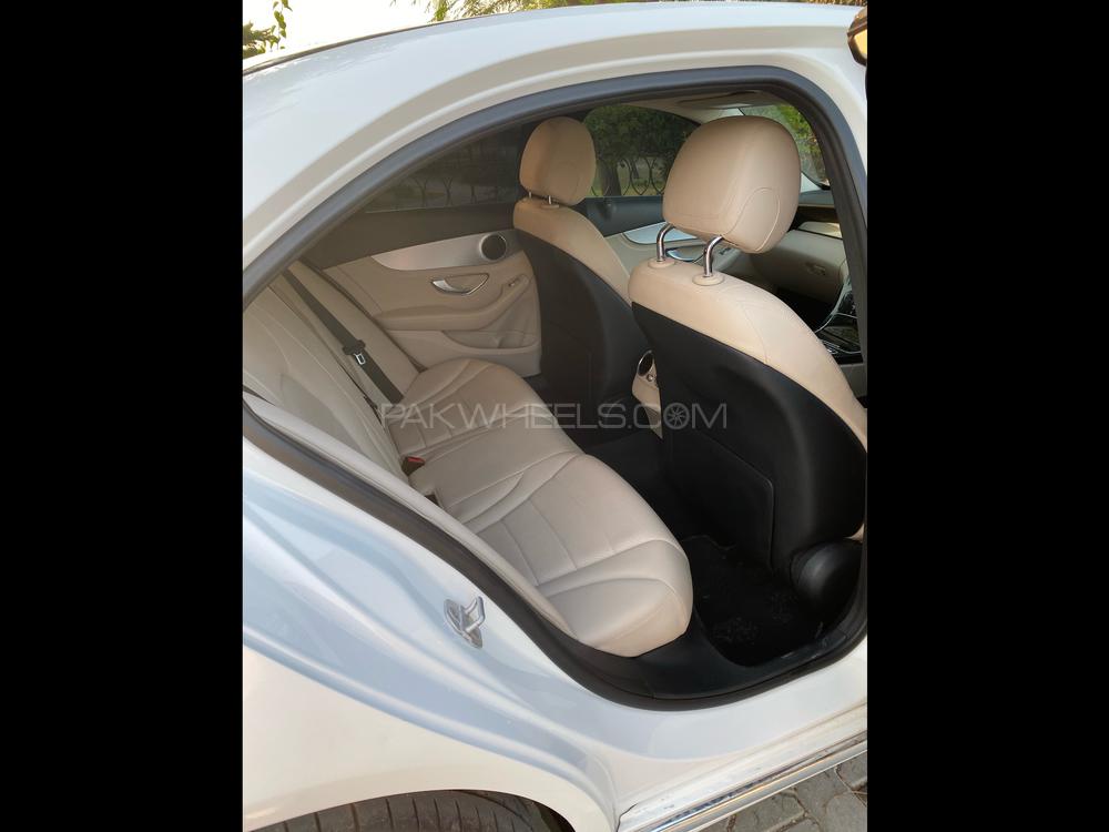 Mercedes Benz C Class 2015 for Sale in Lahore Mercedes Benz C Class 2015 for Sale in Lahore Image-7
