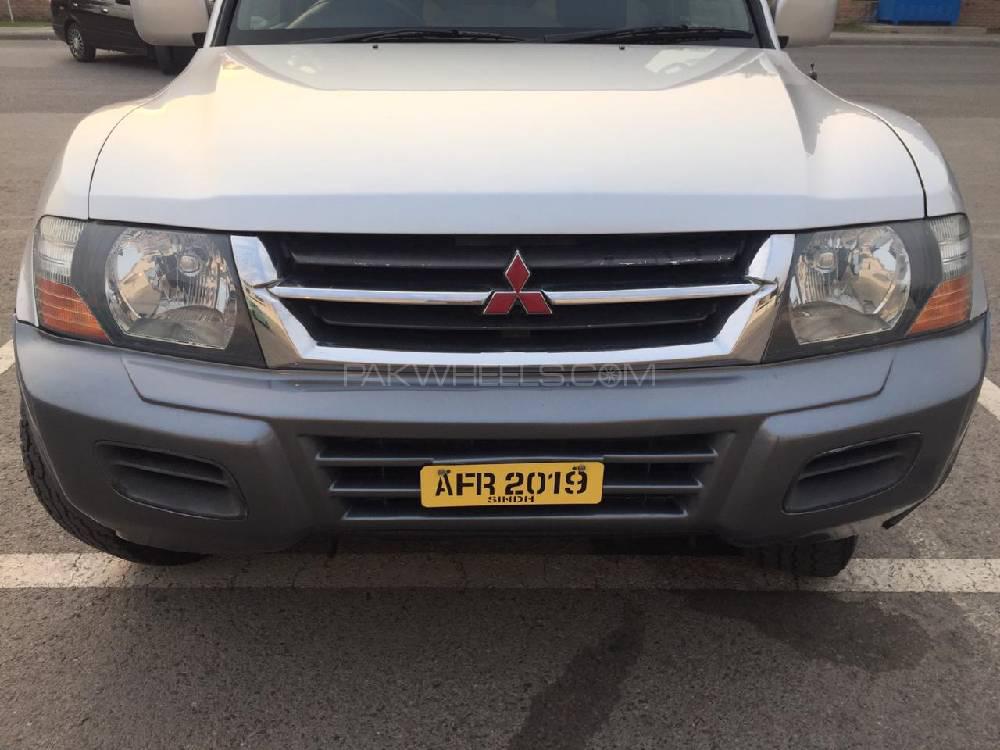 Mitsubishi Pajero 2001 for Sale in Lahore Mitsubishi Pajero 2001 for Sale in Lahore Image-5