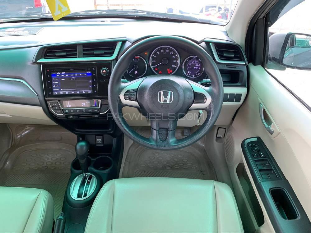 Honda BR-V 2017 for Sale in Lahore Honda BR-V 2017 for Sale in Lahore Image-7