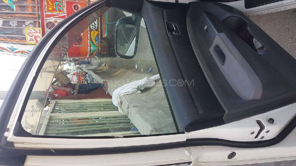 Toyota Prius 2012 for Sale in Lahore Toyota Prius 2012 for Sale in Lahore Image-4