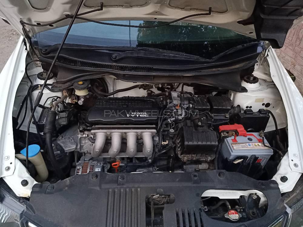 Honda City 2013 for Sale in Lahore Honda City 2013 for Sale in Lahore Image-9