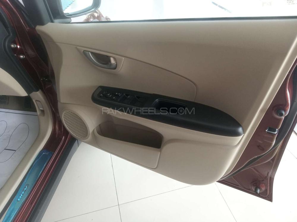Honda BR-V 2019 for Sale in Faisalabad Honda BR-V 2019 for Sale in Faisalabad Image-9