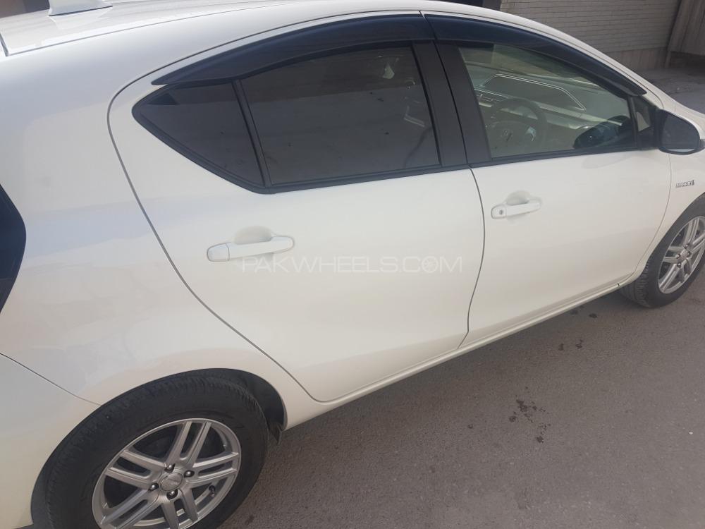 Toyota Aqua 2015 for Sale in Peshawar Toyota Aqua 2015 for Sale in Peshawar Image-14