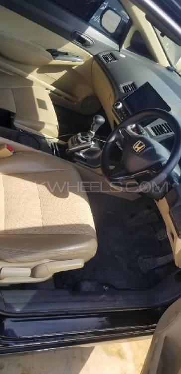 Honda Civic 2006 for Sale in Dera ismail khan Honda Civic 2006 for Sale in Dera ismail khan Image-4