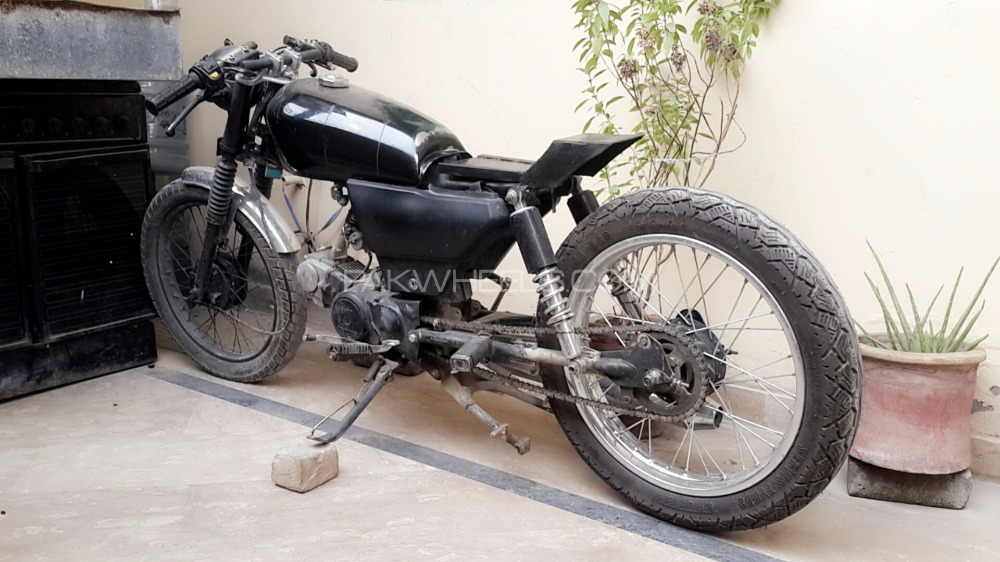 ڈائیہاتسو موو کونٹے - 2013  ڈائیہاتسو موو کونٹے - 2013  Image-4