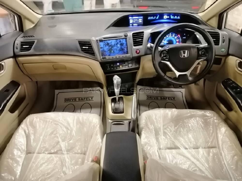 Honda Civic 2015 for Sale in Karachi Honda Civic 2015 for Sale in Karachi Image-16