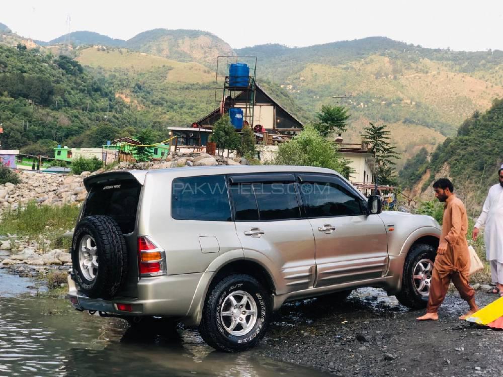 Mitsubishi Pajero 2001 for Sale in Abbottabad Mitsubishi Pajero 2001 for Sale in Abbottabad Image-8