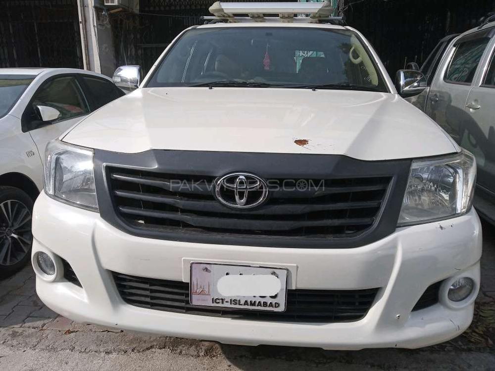 Toyota Hilux 2013 for Sale in Islamabad Toyota Hilux 2013 for Sale in Islamabad Image-3
