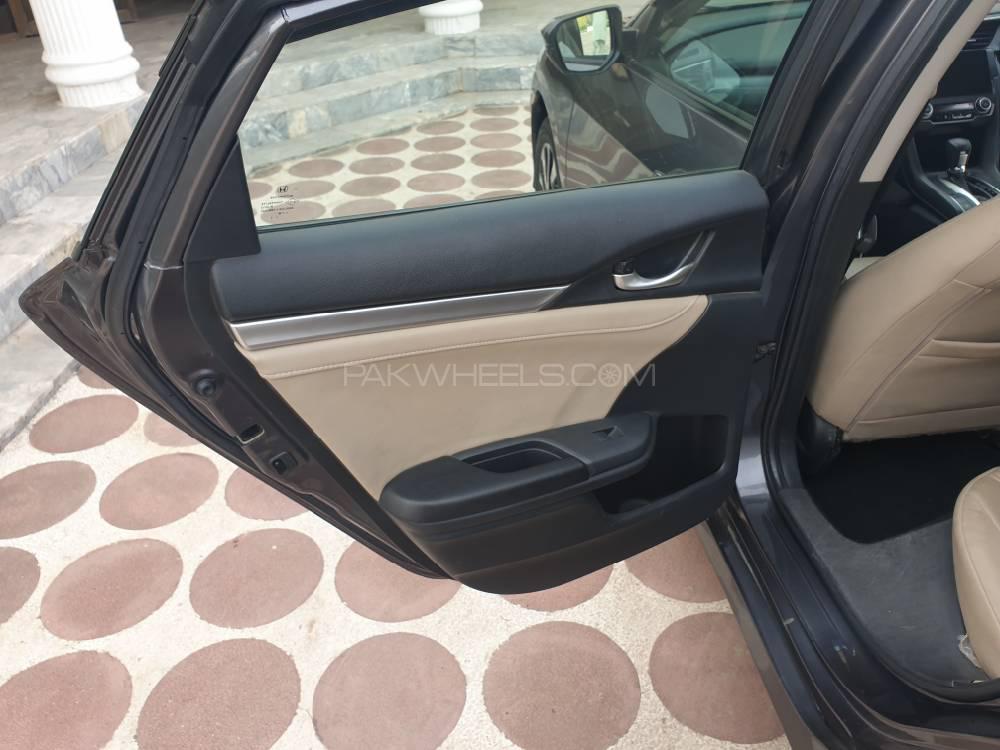 Honda Civic 2018 for Sale in Gujrat Honda Civic 2018 for Sale in Gujrat Image-4
