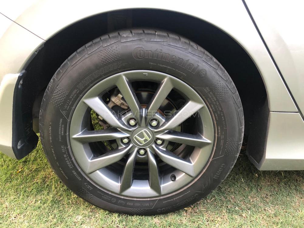 Honda Civic 2018 for Sale in Multan Honda Civic 2018 for Sale in Multan Image-15