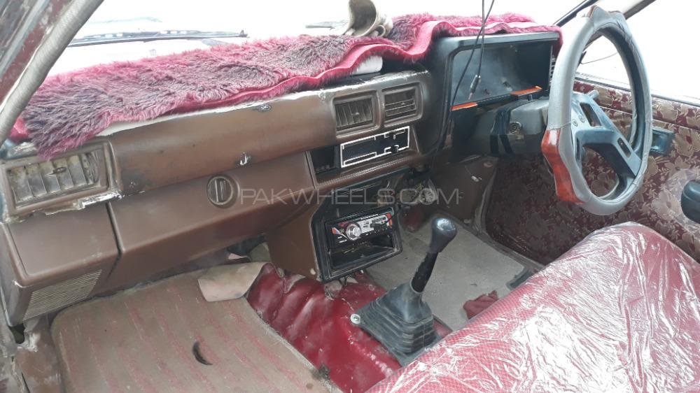 Toyota Hilux 1986 for Sale in Peshawar Image-1