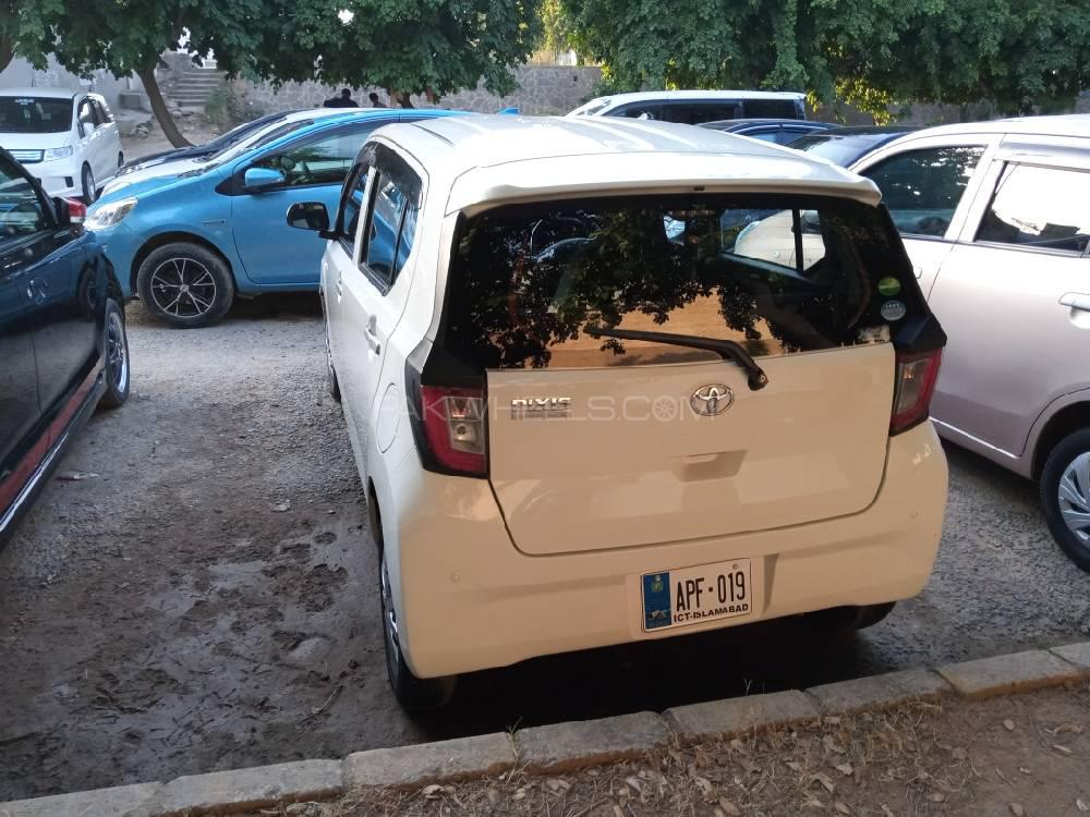 Toyota Pixis Space 2018 for Sale in Islamabad Image-1